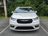 Used 2021 Chrysler Pacifica Pinnacle image 2