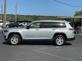 Used 2023 Jeep Grand Cherokee L Limited w/ Luxury Tech Group II image 4