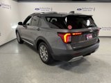 Used 2025 Ford Explorer Platinum image 4