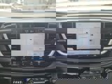 New 2025 Chrysler Pacifica Select image 3