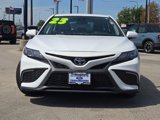 Used 2023 Toyota Camry SE image 4