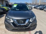 Used 2018 Nissan Rogue SV image 4