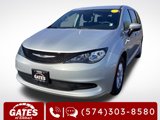 Used 2023 Chrysler Voyager LX image 5