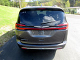 Used 2021 Chrysler Pacifica Touring-L image 4