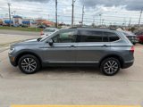 Used 2020 Volkswagen Tiguan SE w/ 3rd Row Seat Package image 6