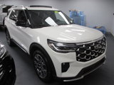 New 2025 Ford Explorer Platinum image 3