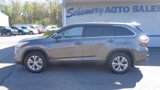 Used 2015 Toyota Highlander LE image 5
