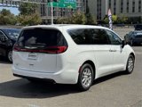 New 2026 Chrysler Pacifica Select image 2