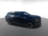 Used 2024 Kia Sorento S image 2