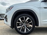 New 2025 Volkswagen Atlas SEL Premium R-Line image 5