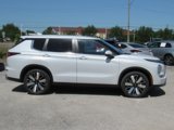 New 2025 Mitsubishi Outlander SE image 2
