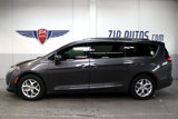 Used 2020 Chrysler Pacifica Touring-L image 2
