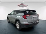 Used 2024 GMC Terrain SLE image 5