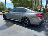 Used 2018 BMW 750i image 3