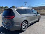 New 2025 Chrysler Pacifica Pinnacle image 5
