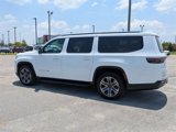 Used 2023 Jeep Wagoneer L Series II image 5