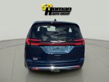 Used 2024 Chrysler Pacifica Touring-L image 4