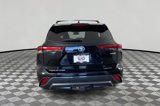 Used 2023 Toyota Highlander Limited image 5