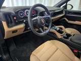 New 2025 Porsche Cayenne image 4