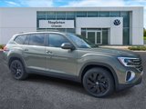 New 2025 Volkswagen Atlas SE image 3