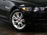 Used 2018 Jaguar XE Premium image 3