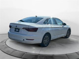 Used 2021 Volkswagen Jetta SE w/ SE Cold Weather Package image 5