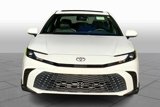Used 2025 Toyota Camry SE image 3