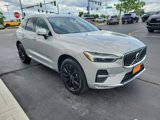 Used 2023 Volvo XC60 B5 Plus image 3