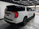 Used 2022 GMC Yukon XL AT4 image 5