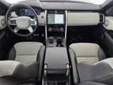 Certified 2023 Land Rover Discovery Metropolitan Edition image 4