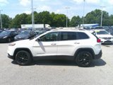 Used 2016 Jeep Cherokee Latitude w/ Comfort/Convenience Group image 3