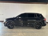Used 2024 Volkswagen Tiguan SE R-Line image 2