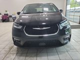 New 2025 Chrysler Pacifica Select image 2