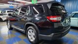 Used 2023 Honda Pilot LX image 5
