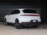Certified 2025 Porsche Cayenne image 3