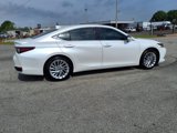 Used 2024 Lexus ES 300h w/ Luxury Package image 3