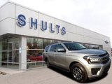Certified 2024 Ford Expedition Max XLT image 3