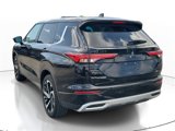 Used 2024 Mitsubishi Outlander SE image 3