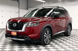 New 2025 Nissan Pathfinder Platinum image 2