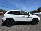 Used 2017 Jeep Cherokee Latitude w/ Cold Weather Group image 6