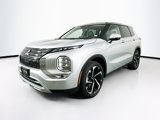 Used 2024 Mitsubishi Outlander SE Black Edition image 3