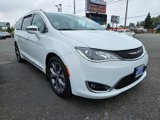 Used 2017 Chrysler Pacifica Limited image 6