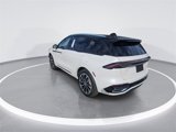 New 2025 Lincoln Nautilus Reserve image 6