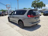 Used 2021 Chrysler Pacifica Touring-L w/ Uconnect Theater Family Group image 4