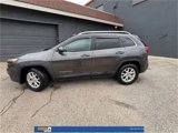 Used 2016 Jeep Cherokee Latitude w/ Comfort/Convenience Group image 4