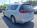 New 2026 Chrysler Pacifica Select image 3