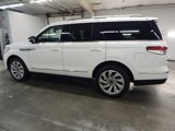 Used 2024 Lincoln Navigator Reserve image 3
