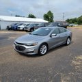 Used 2023 Chevrolet Malibu LT image 2