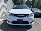 Used 2019 Chrysler Pacifica Limited image 2