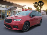 New 2025 Chrysler Pacifica Limited w/ Trailer Tow Group image 6